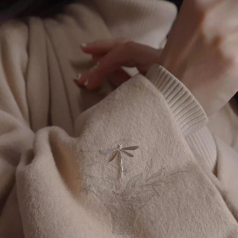 Vintage Silver Dragonfly Brooches For Women High Grade Fashion Insect Brooch Pins Coat Accessories Animal Jewelry Gifts