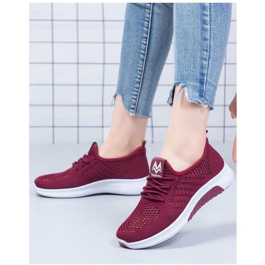 Summer Hollow Breathable Cloth Shoes with Mesh Surface, Soft Sole, Anti Slip, Versatile Casual Sports Women's Shoes