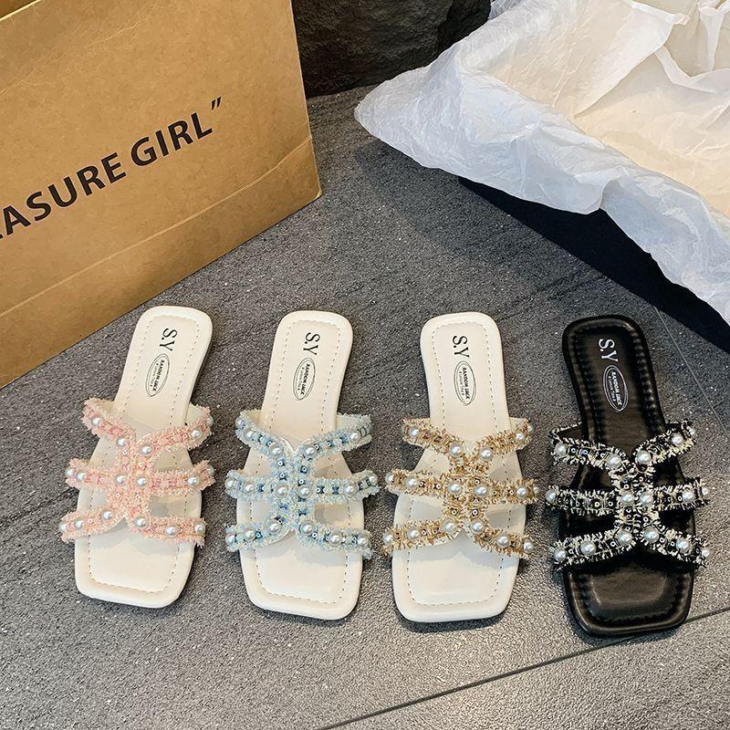 Soft bottom fairy style versatile pearl beach sandals 2025 summer new Xiaoxiangfeng flat bottom slippers female outer wear