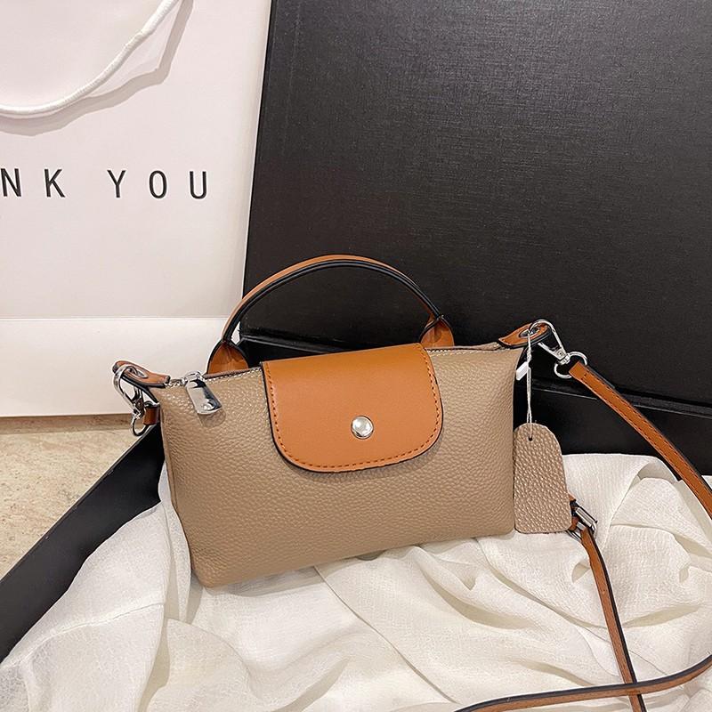 Leather Premium Texture Retro Bag Popular Messenger Bag Fashionable Women'S Bag