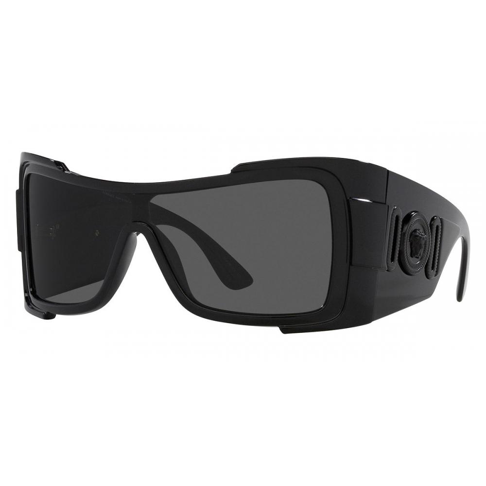 

Versace Women s 27 mm Black Sunglasses black