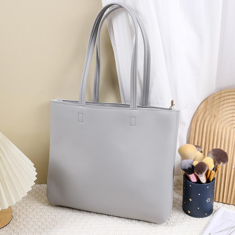 

ew tote bag women s large-capacity simple Japanese commuter bag handbag women s bag casual versatile shoulder bag