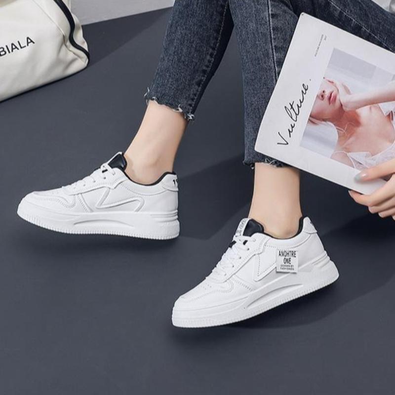 Korean Women Small White Shoes Student Flats Skateboard Shoes Fashion Lace-up Leather Casual Sneakers Ladies Leisure Shoes Mujer