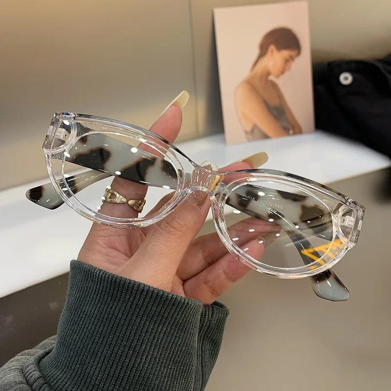 New Luxury Brand Designer Small Frame Cat Eye Sunglasses Women Vintage Fashion Sun Glasses Popular Punk Sexy Ladies Shades Uv400