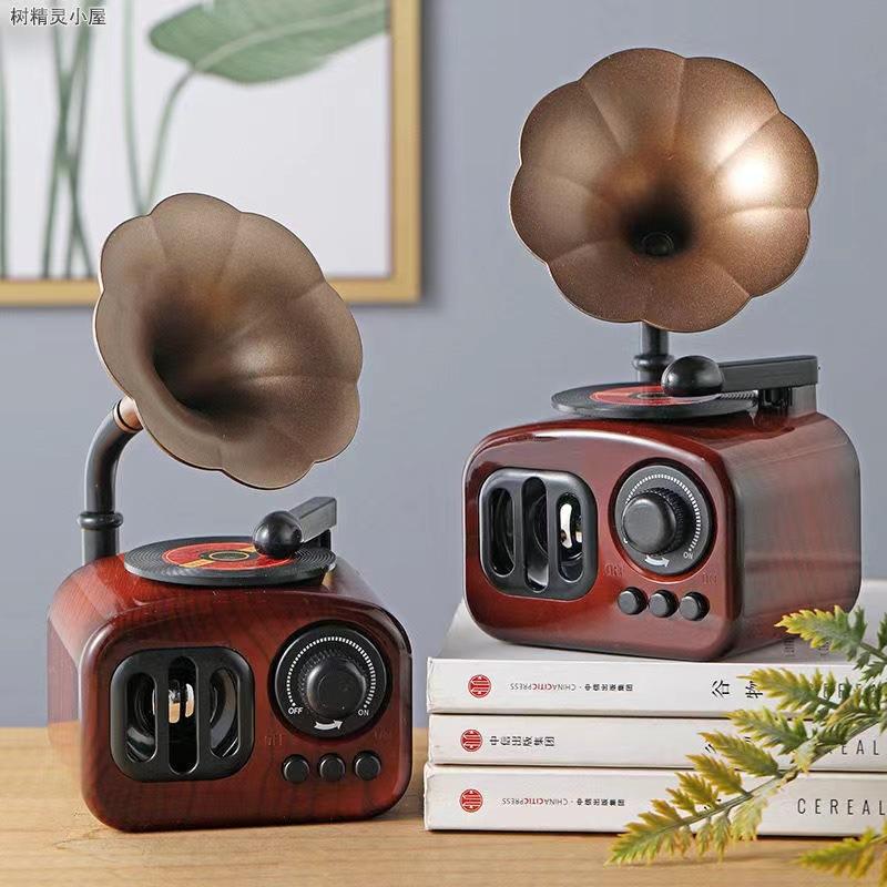 Vintage Nostalgia Phonograph Music Box Home Desktop Scene Decoration Small Ornaments Realistic Phonograph Toy Perfect Gift