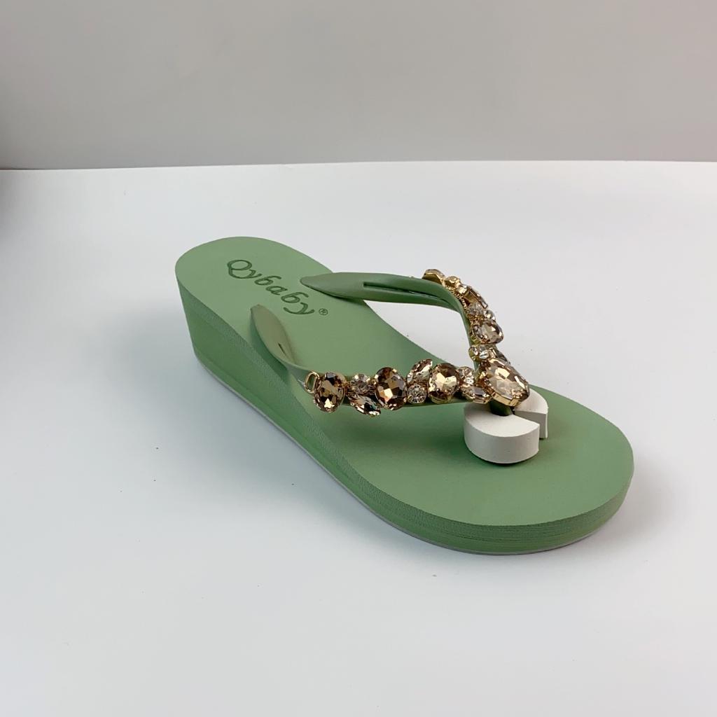 Diamond Slippers Women Summer Outdoor Wear Beach Shoes Sandals Womens Sexy Shoes Slope Heel Flip Flops for Women Chanclas Mujer