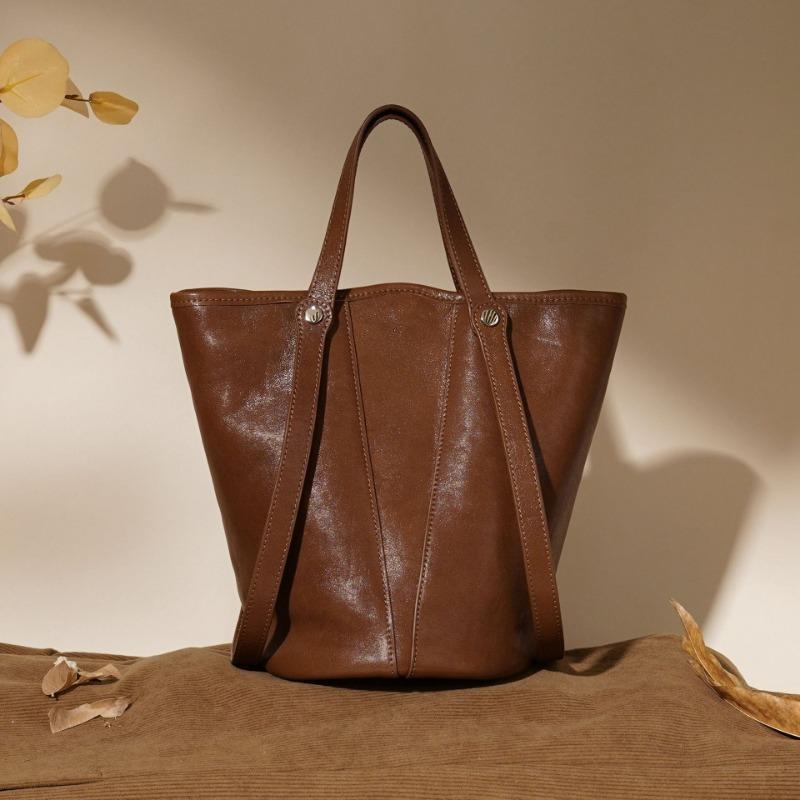 Large-capacity Genuine Leather Women's Bag, Single-shoulder Underarm Hand-held Bucket Bag