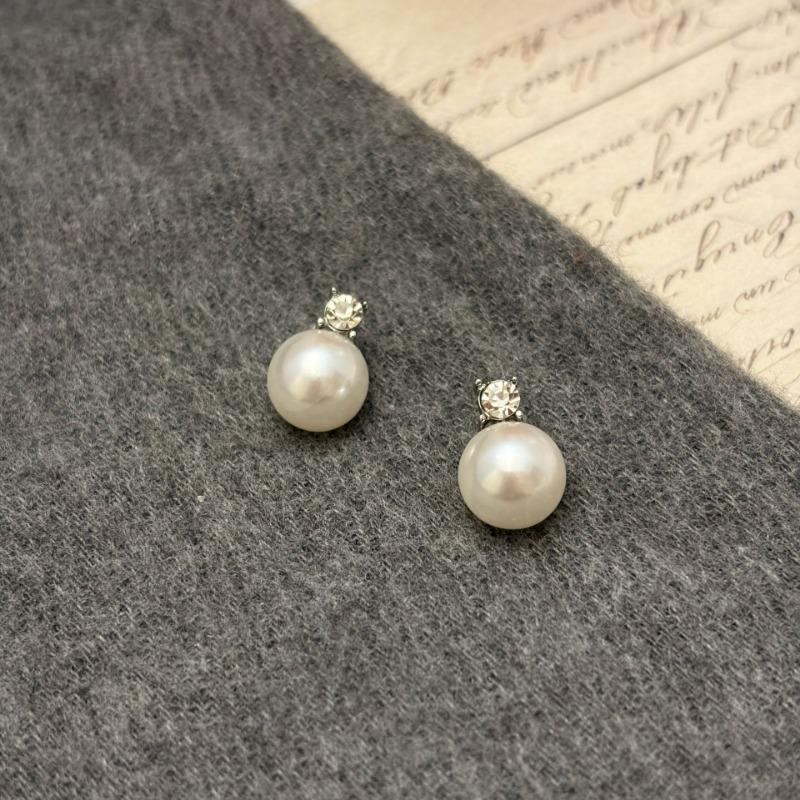 Women Light Luxury Geometric Pearl Zircon Stud Earrings Fashion Ear Jewelry