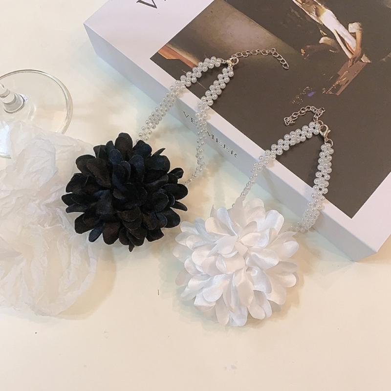 Stylish Double Layer Necklace Floral Choker Imitation Pearls Choker Vintage Neck Jewelry Elegant Flower Choker for Women