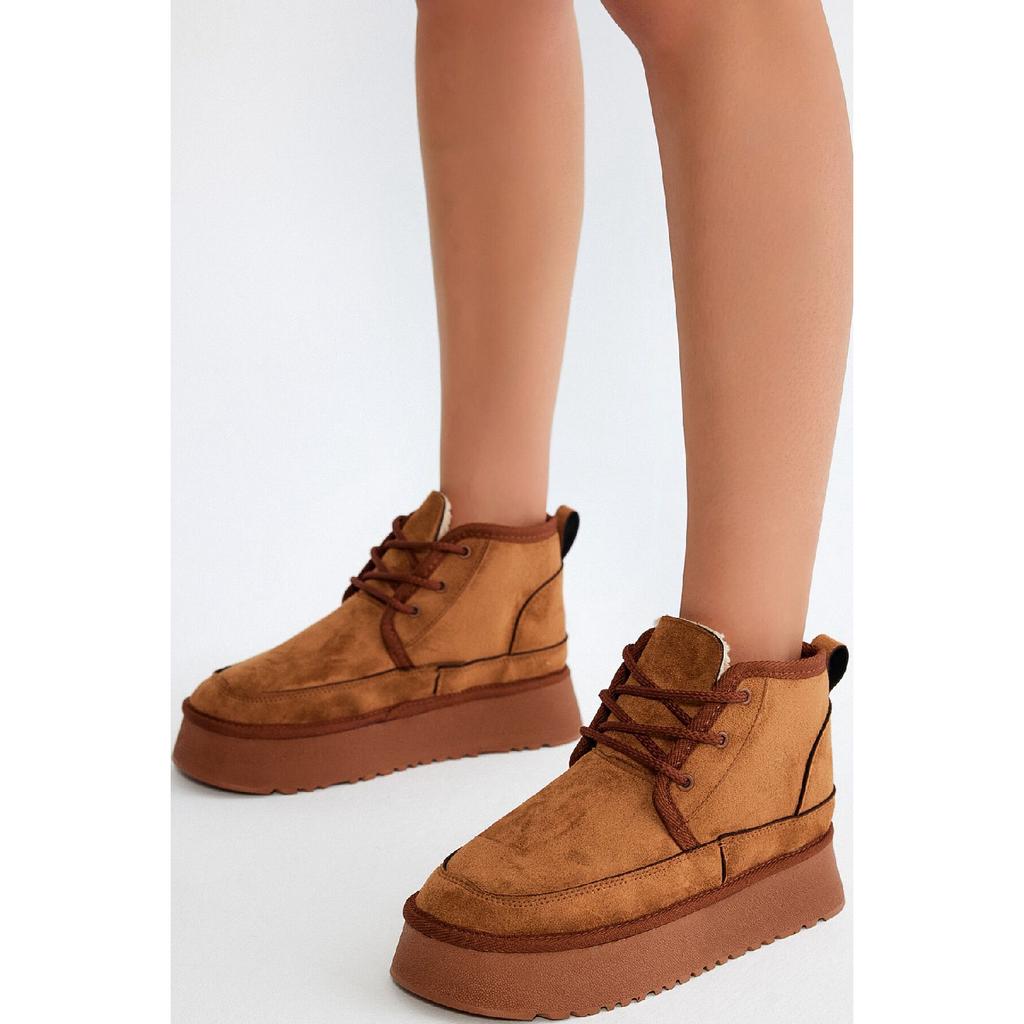 Bottes en daim beige à lacets pour femmes, coupe confortable, en peau de mouton retournée