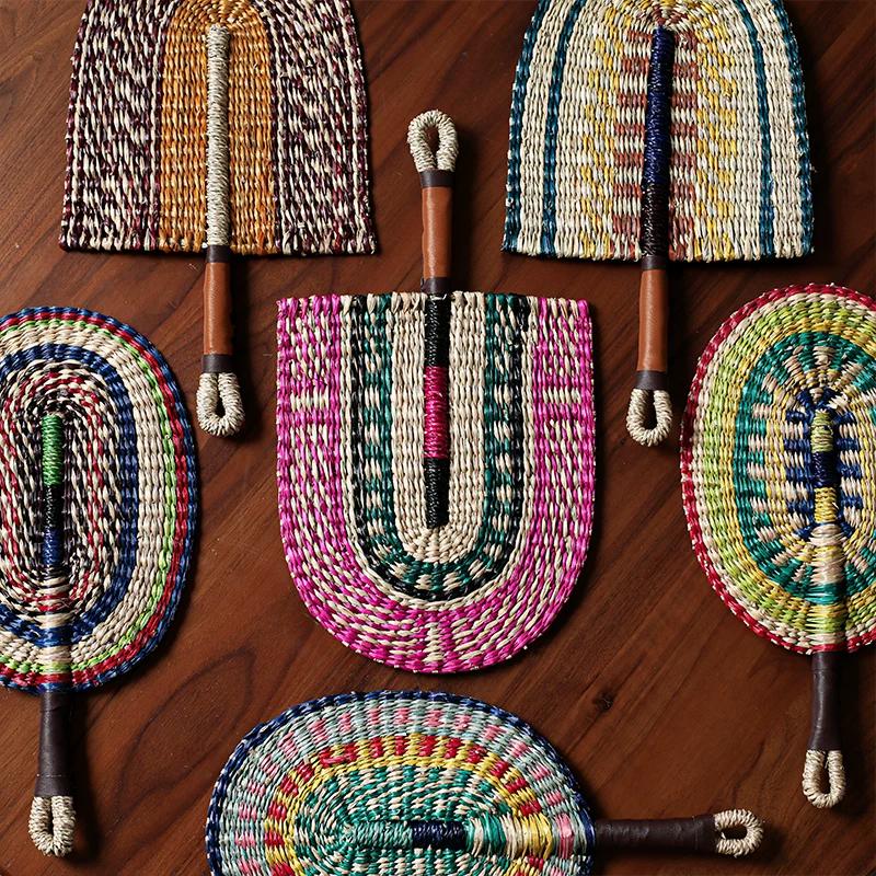 Colorful Circular Wall-Hanging Hand Fan, Vintage Ethnic Style, Hand-Woven Straw Fan, Homestay Landscape Decoration