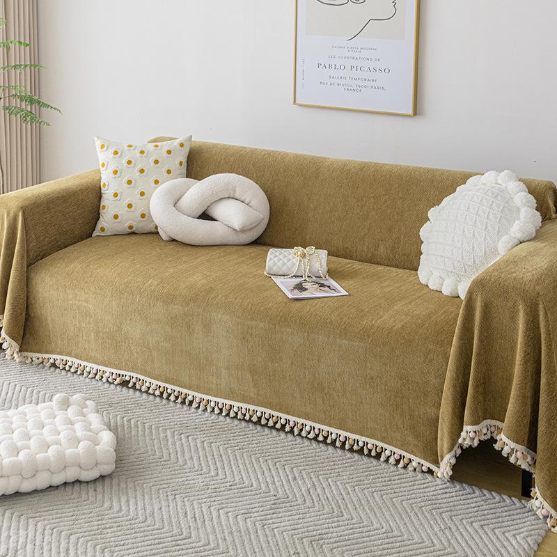 Chenille Waterproof Non-Slip Sofa Cover: Anti-Cat Scratch, Dust-Proof, All-Season Use.