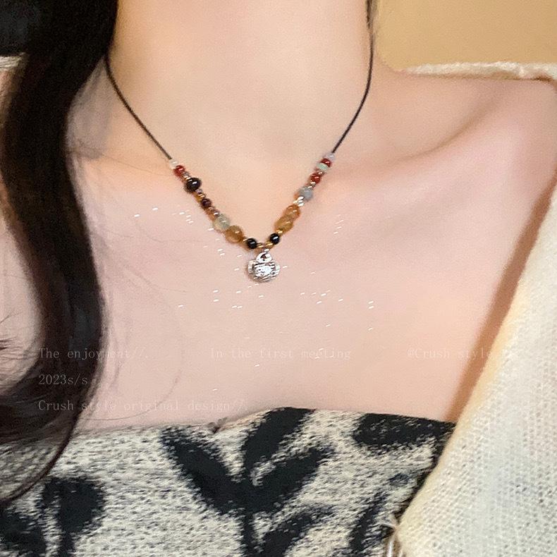 Bohemian Ethnic Style Long Bow Metal Necklace with Vintage Distressed Pendant (2025)