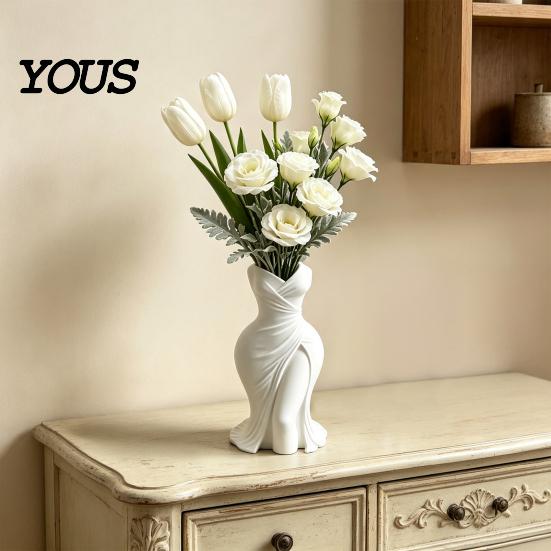 Unique Aesthetic Room Accessory Elegant Dress Shaped 3D Printed Vase, Modern Minimalist Sculpture for Light Luxury Table Decor Home Decor, Artistic