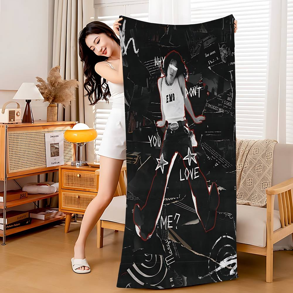 Coole Sängerin C-conan Gray Malerei Mikrofaserdecke Schnelltrocknende Strandtücher Übergröße Druck Super Saugfähige Handtuchdecke