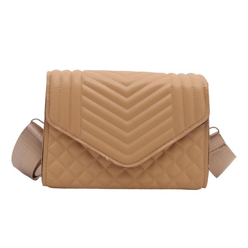 Embroidery thread indentation rhombus texture 2025 new trendy winter fashion wide shoulder strap shoulder bag styling messenger bag
