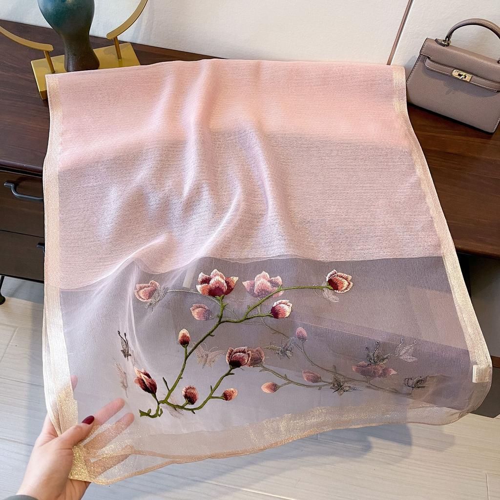 Nueva Bufanda de Primavera de Seda y Lana para Mujer Magnolia Belleza Versátil Chal Retro Suave Bufanda de Gasa Floral Bordada