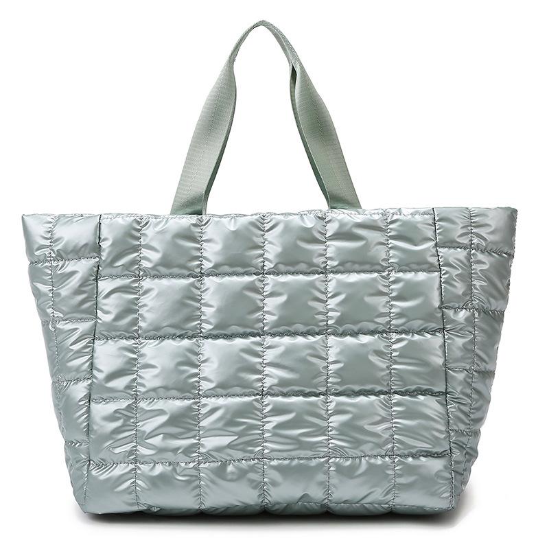 Yoga Fitness Bag Women's Travel Bag Dry and Wet Separation Waterproof Down Jacket Bag Portable Shoulder Travel Duffel Bag