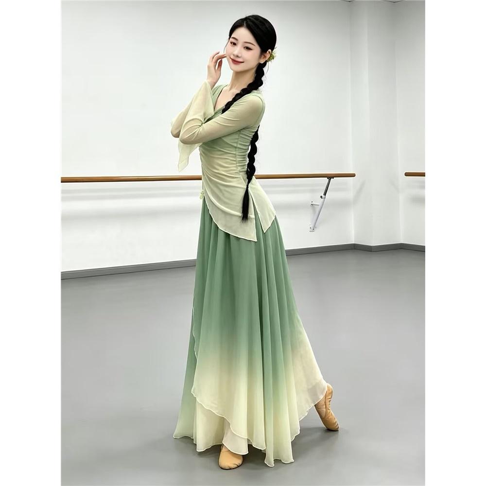 Women & Girls Gradient Green Chinese Classical Dance Costume, Sheer Chiffon Top Flowy Skirt For Practice & Performance