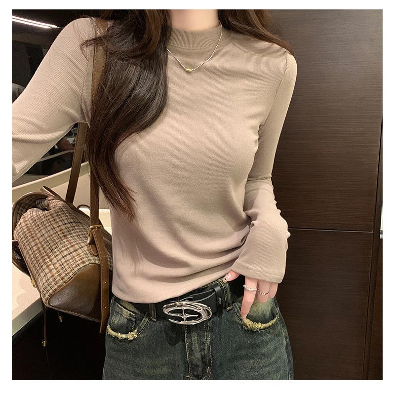 Korean-style gentle solid color long-sleeve knit sweater 2026 spring and autumn new soft and cozy inner layer warm base top for women