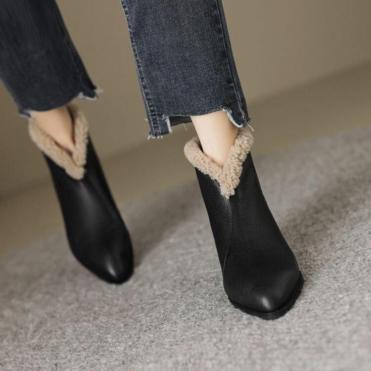 Winter Mother Boots - French Elegant Pointed Toe Ankle Boots with Plush Lining and Chunky Heel Short Boots