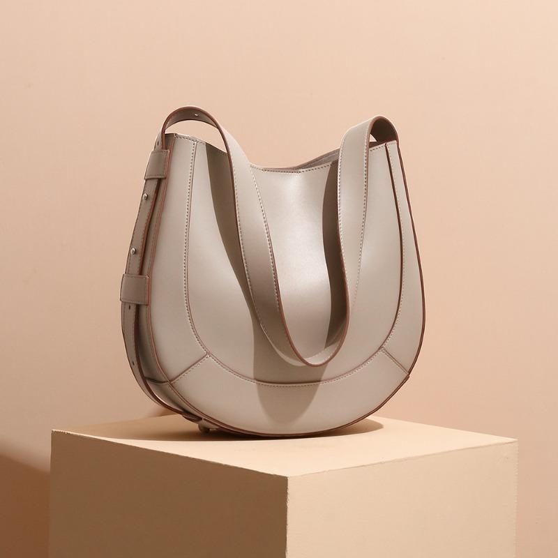 Genuine Leather Sherry Bag Large-capacity Tote Bag Simple Style Fashionable Commuting Single-shoulder Bag