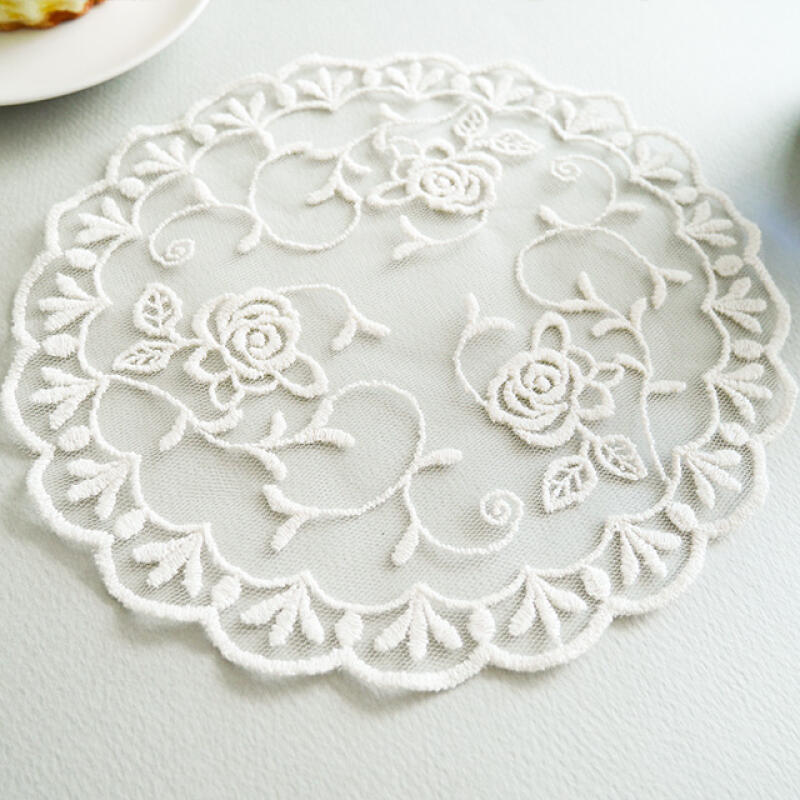 

Mary Lace Deco