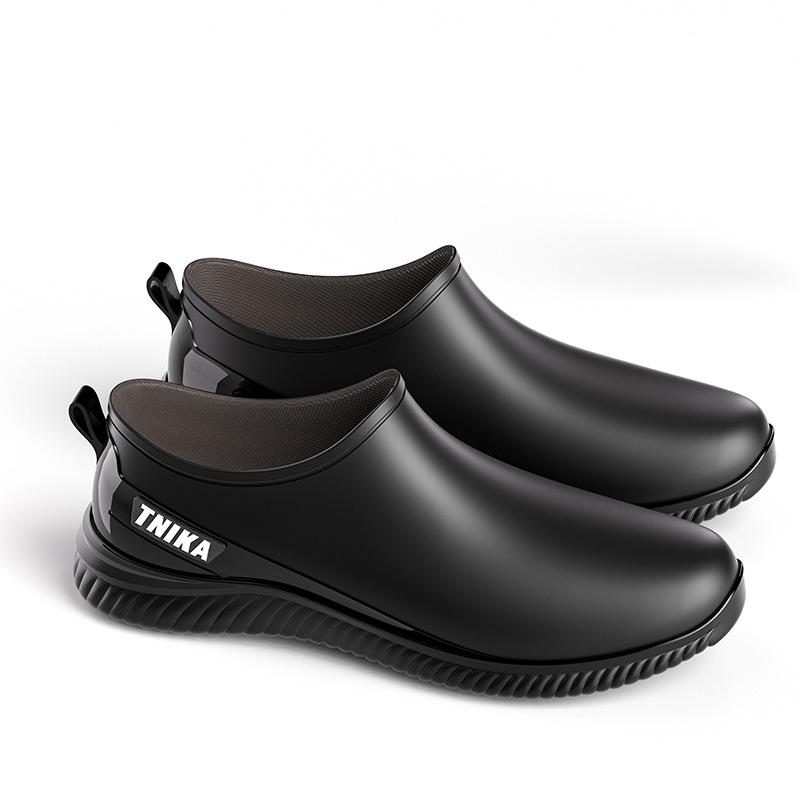 Spring and Autumn low-top rain shoes fashionable men's glove shoes flat non-slip kitchen water shoes chef shoes ingot shoes men's shoes