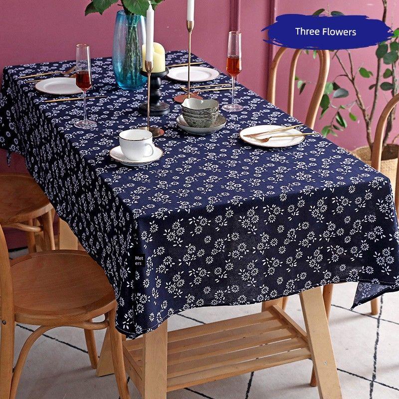 

Синяя ткань Этнический стиль Скатерть из чистого хлопка Скатерть Китайская Ткань для покрытия стола Кофейный столик Обеденный стол Подушка Сине-белая ткань Three Flowers((Edging)) 40*60cm