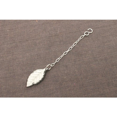 Ikenaga Iron Works Iron Leaf Iron Supplement, Made In Japan, Cast Iron, Nanbu Ironware, Iron Ball [Gift Wrapping Available]