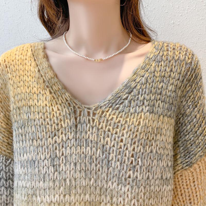 Mokana MKNJD2689 Women's V-Neck Long-Sleeve Knit Sweater