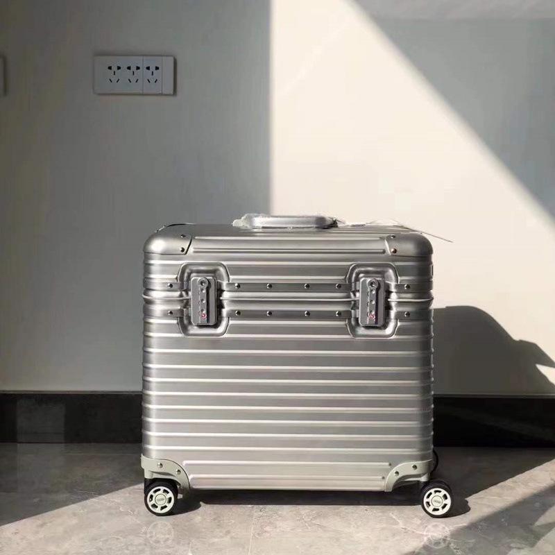 18-Inch Men's Aluminum-Magnesium Alloy Camera Carry-On Suitcase