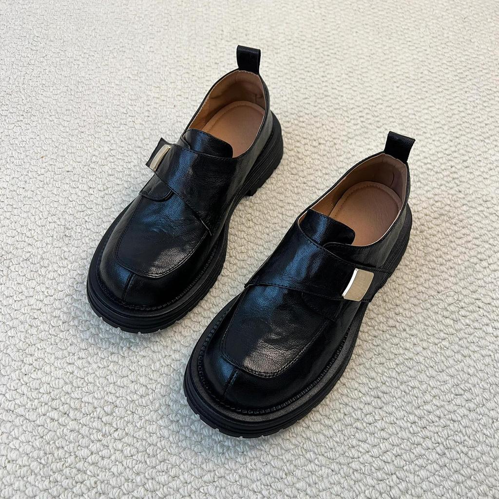 Sheepskin version~ thick-soled Velcro leather loafers women's British style thick heel deep mouth single shoes black jk small leather shoes