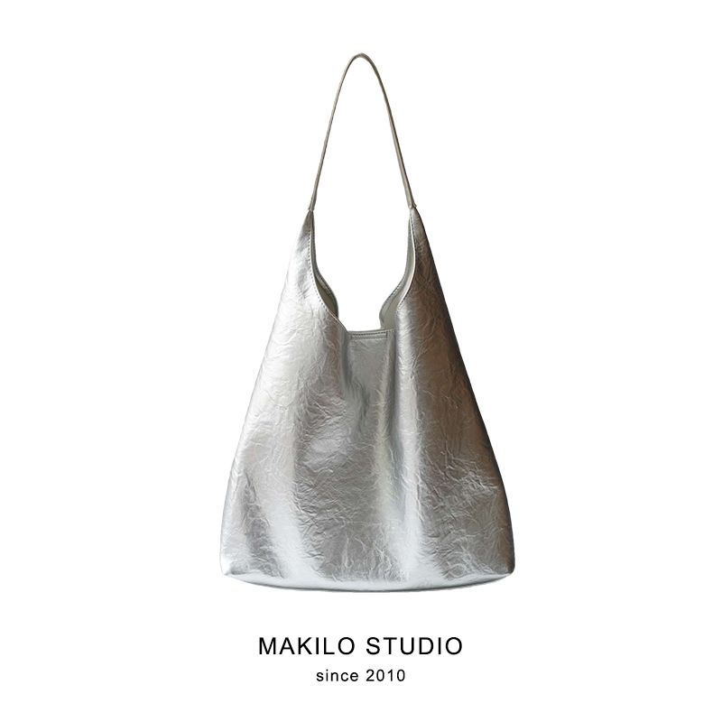 

Makilo Повседневная Ленивая Однотонная Сумка-тоут из Мягкой Кожи, Ветроустойчивая, Легкая и Вместительная, Сумка на Плечо/Подмышку, Женская Сумка Silver