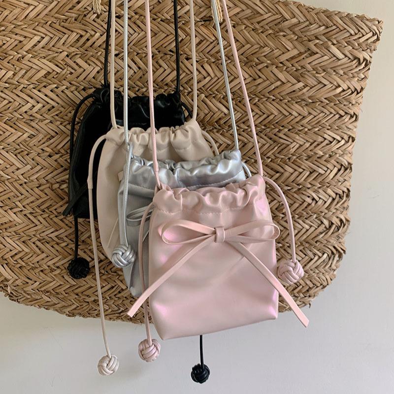 

2025 Women s Niche Design Bow Mini Crossbody & Shoulder Phone Bag - New Summer Fashion белый