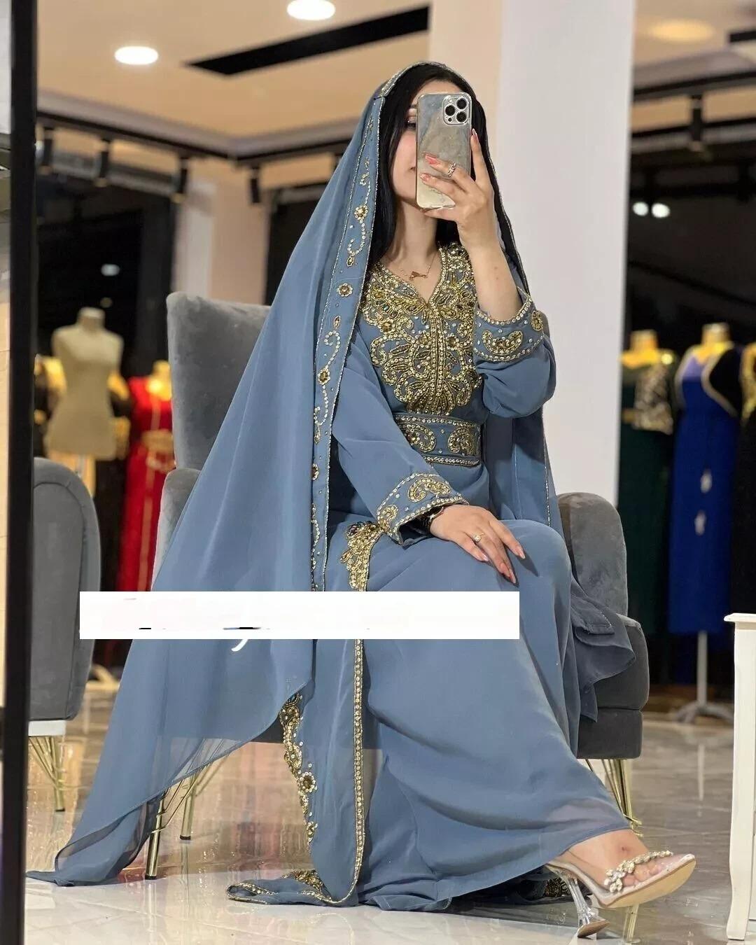 

Серое праздничное свадебное платье-кафтан Фараша Абая Необычное марокканское платье Georgette Dubai M серый