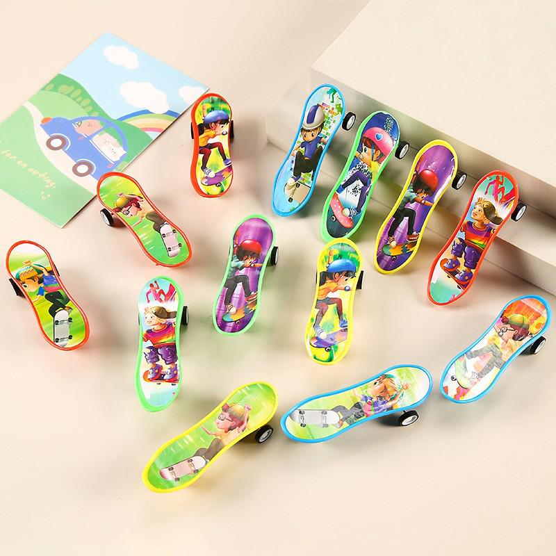 Mini Skateboard da Dita per Bambini - Regali per Feste di Compleanno e Premi per la Classe