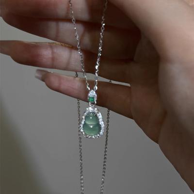Guofeng Nuova Catena con Ciondolo a Zucca in Calcedonio Naturale Cinese per Donna Catena da Collo Leggero Lusso Retrò Elegante Personalità Catena per Clavicola