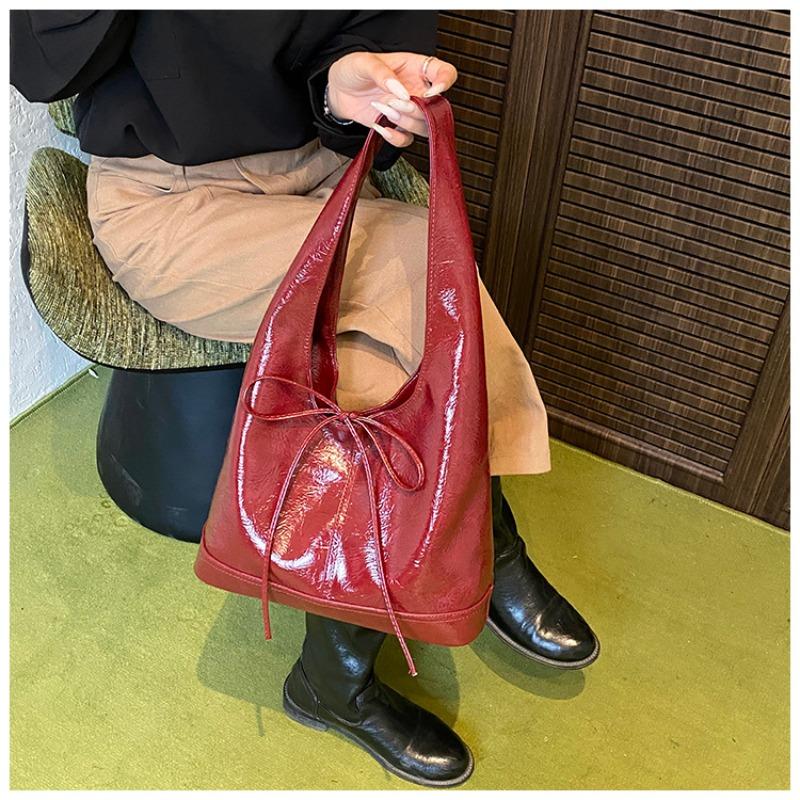 Underarm bag texture large capacity tote bag new spring and autumn tide shoulder bag fashion casual bag