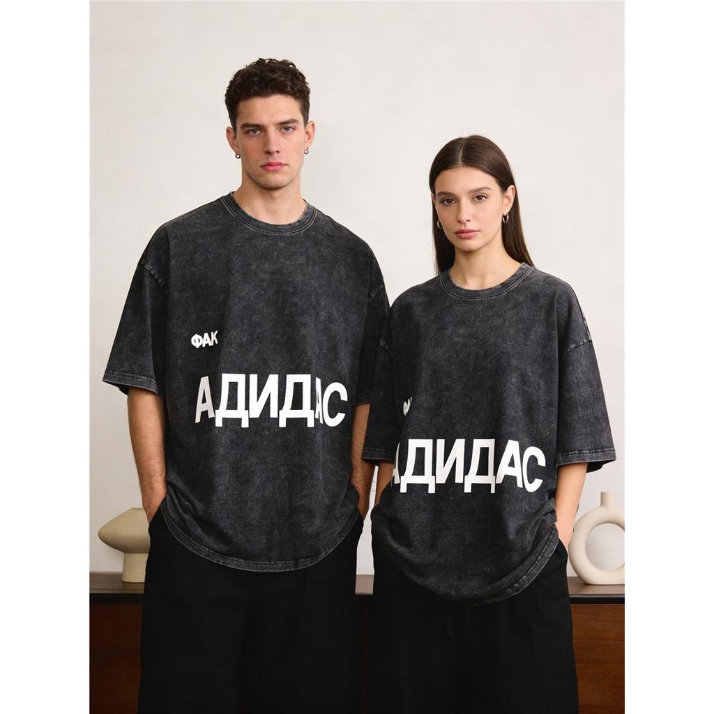Opraný oversized tričko s krátkým rukávem a potiskem cyrilických písmen, 100% bavlna
