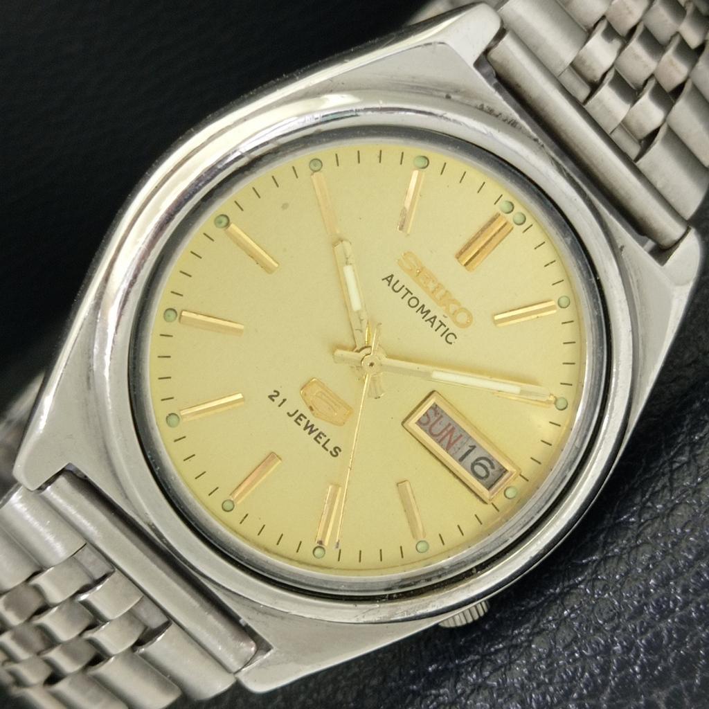 

ПОДЛИННЫЕ ВИНТАЖНЫЕ МУЖСКИЕ ЧАСЫ SEIKO 5 AUTOMATIC 7019A ЯПОНИЯ С ЗОЛОТИСТЫМ ЦИФЕРБЛАТОМ a702623-1 R209-a702623