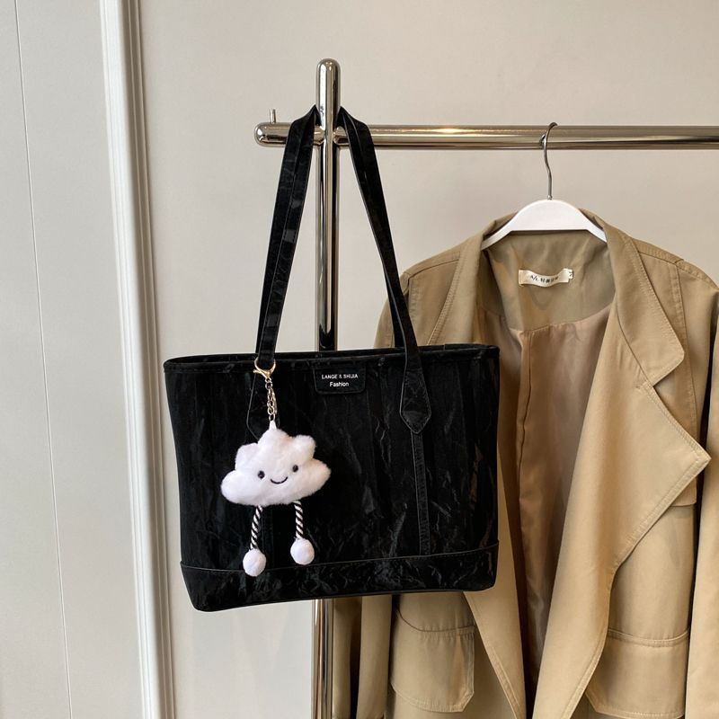 Large-capacity commuter bag women's autumn new fashion tote bag premium shoulder bag