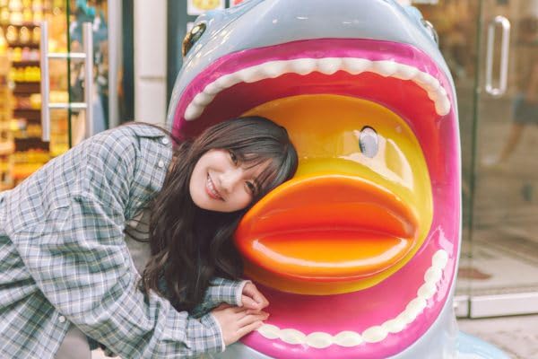 [Limited Cover K Ver.] Hinatazaka46 Kawata Hina 2nd Photobook "Take Off" (Includes Bonus: One of Six Kawata Hina Original Postcards)