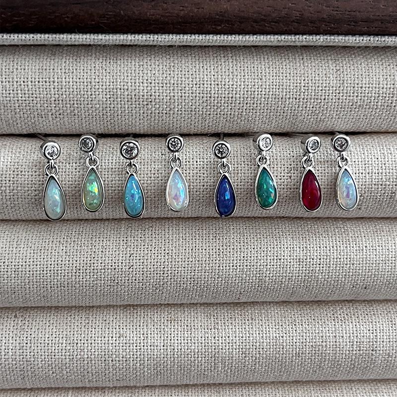 Auffällige Opal-Tropfen-Ohrstecker – Minimalistisch, farbenfroh, cooler Stil Knorpelschmuck für Frauen