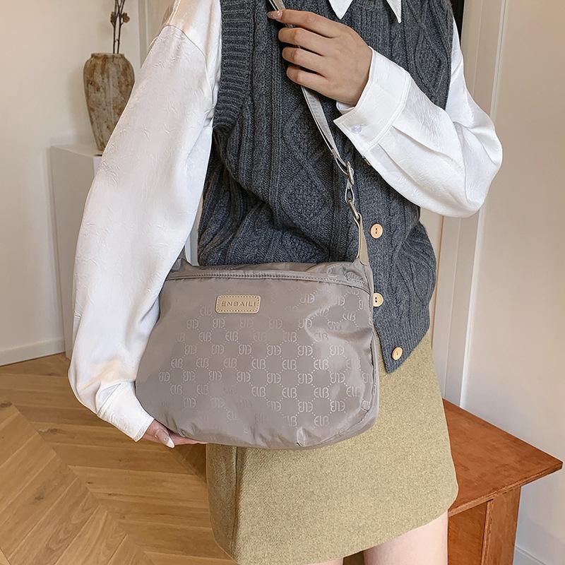 Large capacity bag women's 2025 new fashion casual broadband lightweight versatile shoulder bag fashion messenger bag