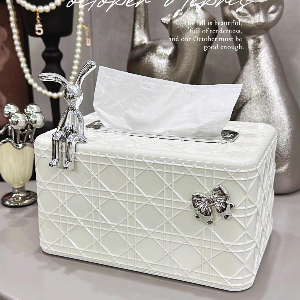 Light Luxury Rattan Tissue Box: Chic Square Design, Spring Lift, Ideal for Living Room & Bathroom Decor.