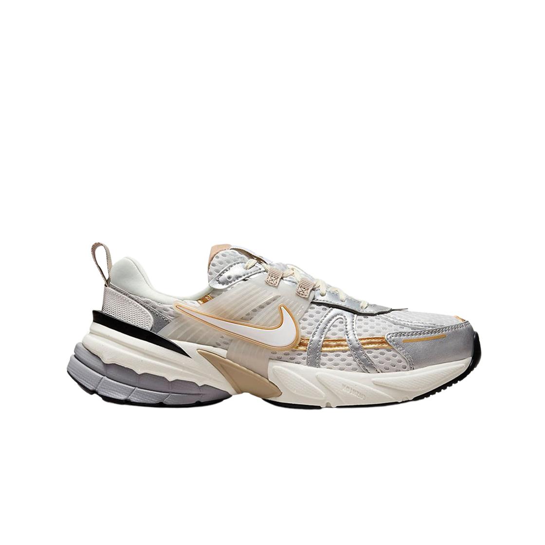 

(в) Nike V2k Run Белый Хаки 260
