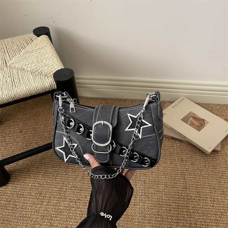 Sweet and Cool Tomboy Style Large Capacity Chain Shoulder Bag with Crossbody Strap and Strap Bag for The Armpit