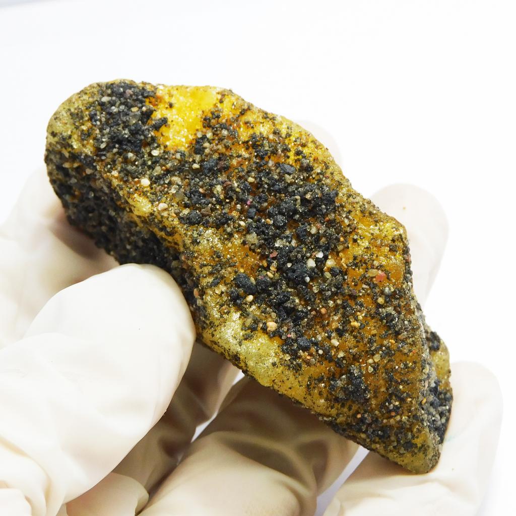 Natural Yellow Sapphire 331.90 Carat Dyed Uncut Rough Loose Gemstone