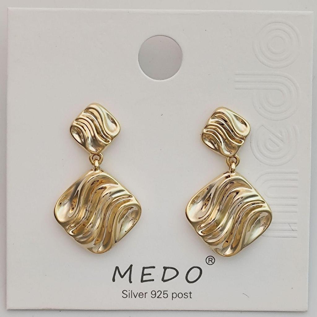 Real Gold Tone Silver Needle Geometric Hammered Earrings for Women - European & American Style Smooth Alloy.